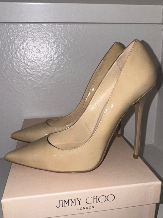 Jimmy Choo Nude Anouk Patent Leather Point Toe Pumps EU 37.5